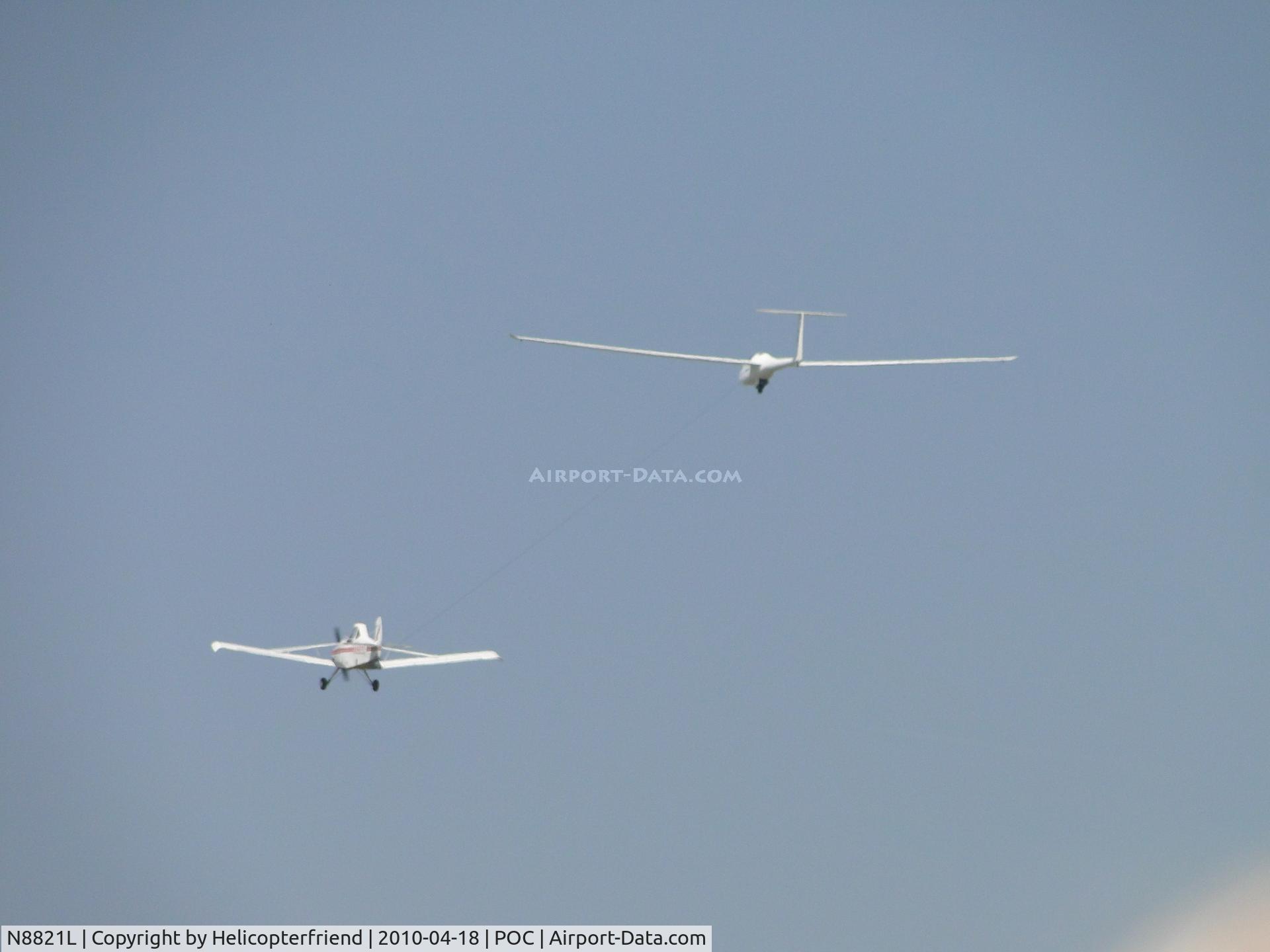 N8821L, 1971 Piper PA-25-260 C/N 25-5326, Heading westbound before turning north towards the mountains for release of N624RM