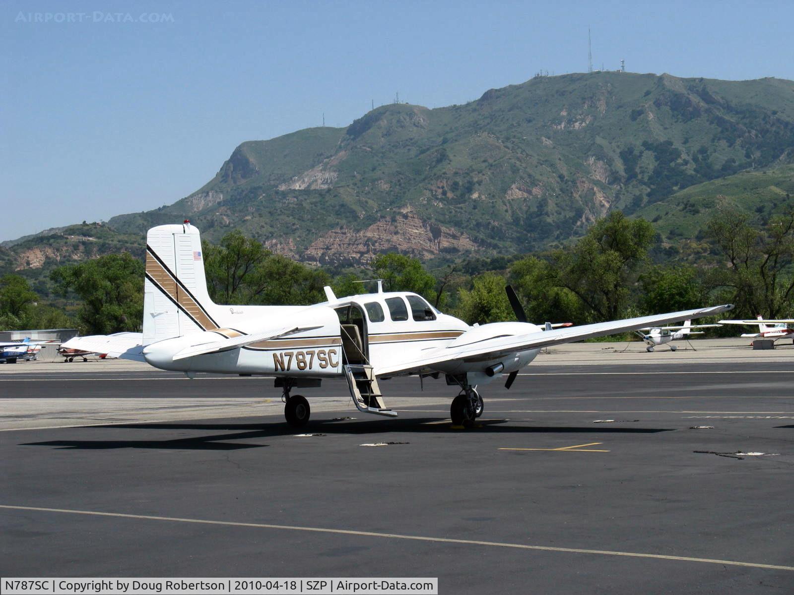 N787SC, 1962 Beech D50E Twin Bonanza C/N DH-324, 1962 Beech D50E TWIN BONANZA, two Lycoming GO-480-G2F6 295 Hp each, airstair door