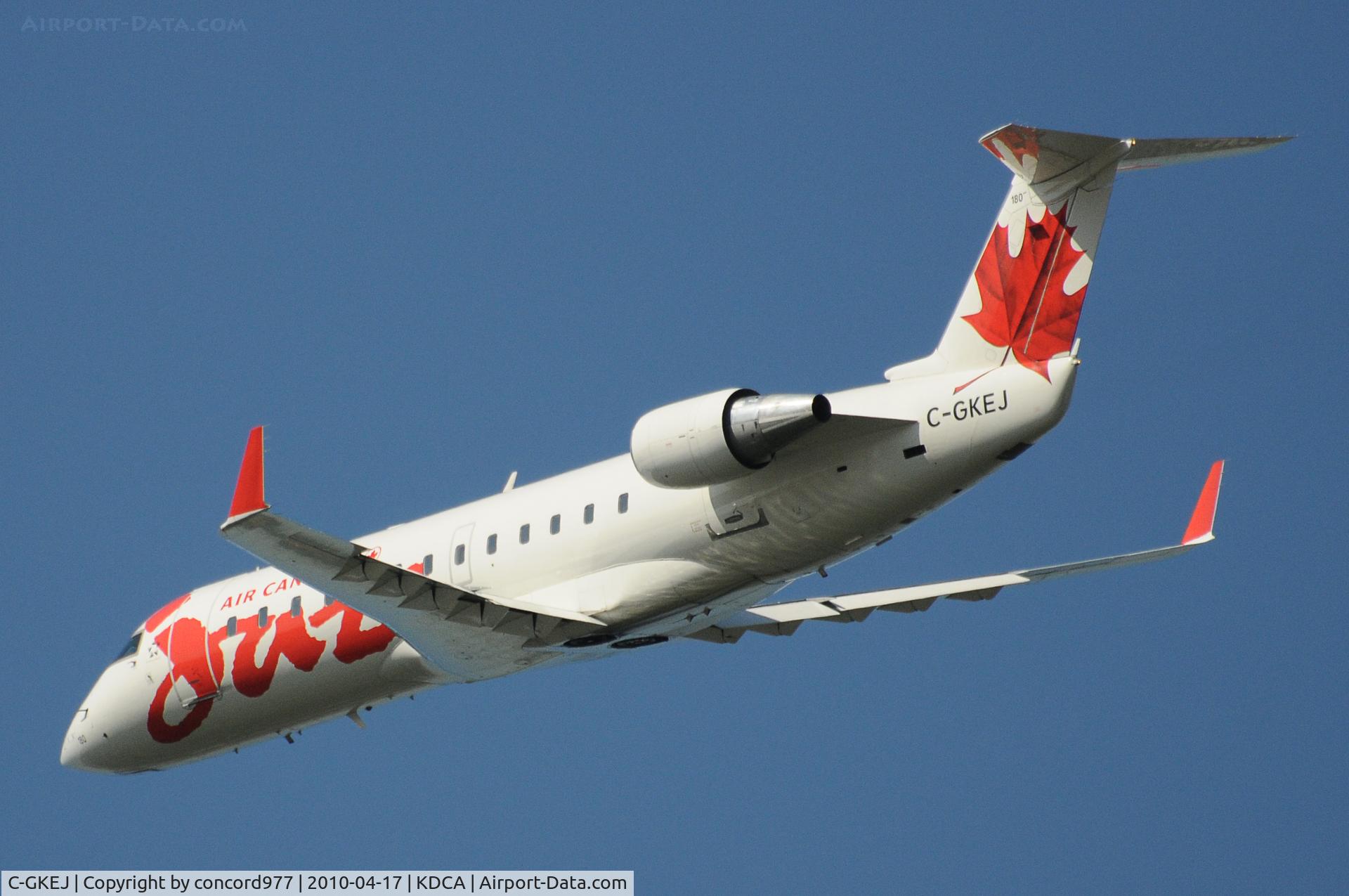 C-GKEJ, 1998 Bombardier CRJ-200ER (CL-600-2B19) C/N 7269, Seen at KDCA on 4/17/2010.