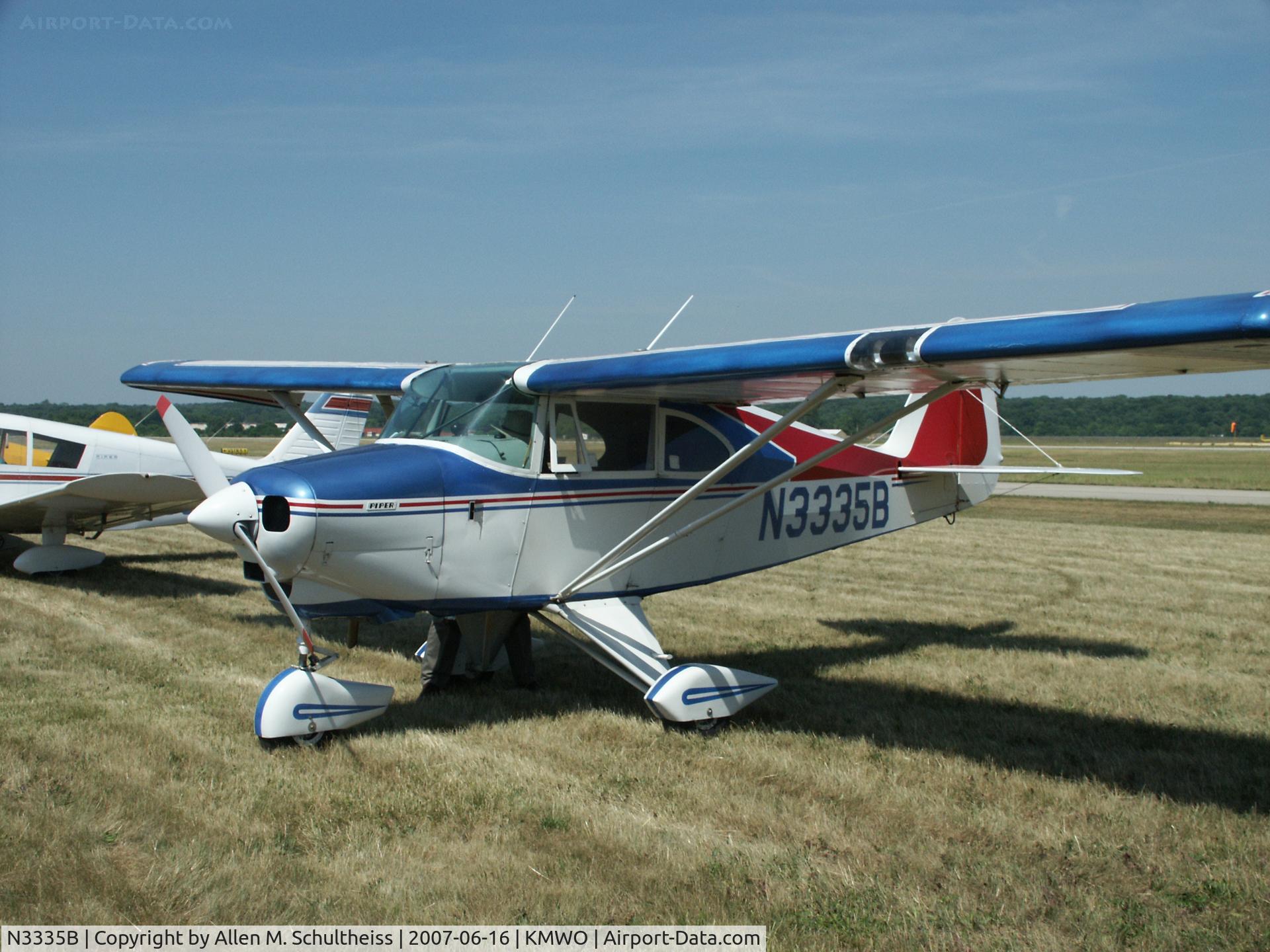 N3335B, 1954 Piper PA-22-135 Tri-Pacer C/N 22-2150, 1954 PA22-135