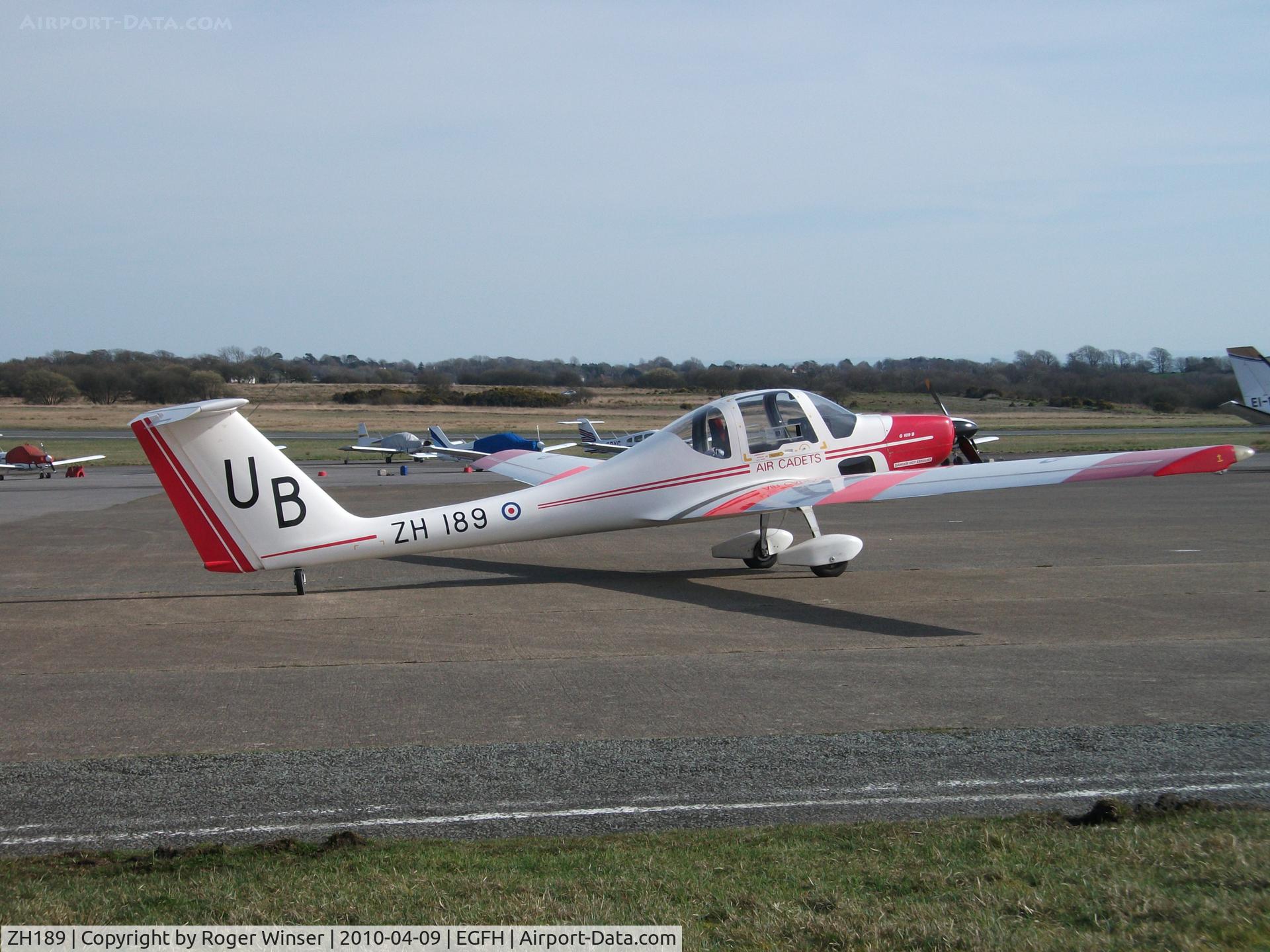 ZH189, Grob G-109B Vigilant T1 C/N 6538, Resident Vigilant coded UB operated by 636 VGS. 