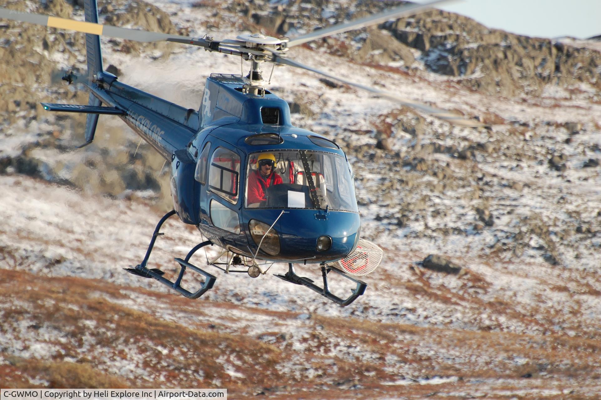 C-GWMO, 1985 Aerospatiale AS-350B Ecureuil C/N 1879, Nice picture of Heli Explore Astar take off part one