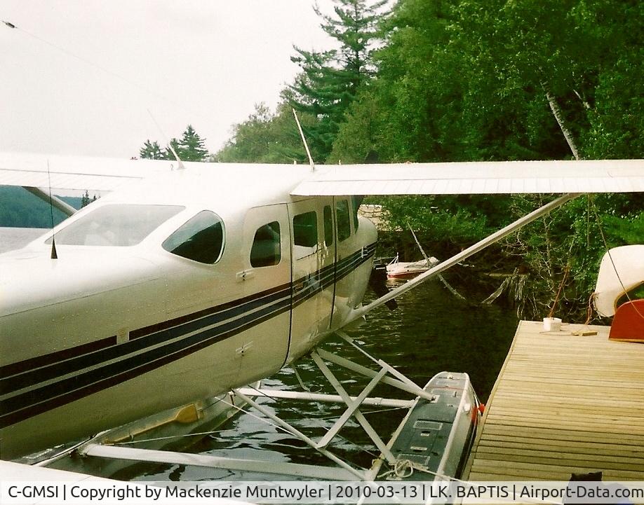 C-GMSI, 1982 Cessna TU206G Turbo Stationair C/N U20606656, C-GMSI sitting at a canoe dock on Lake Baptist, Ontario