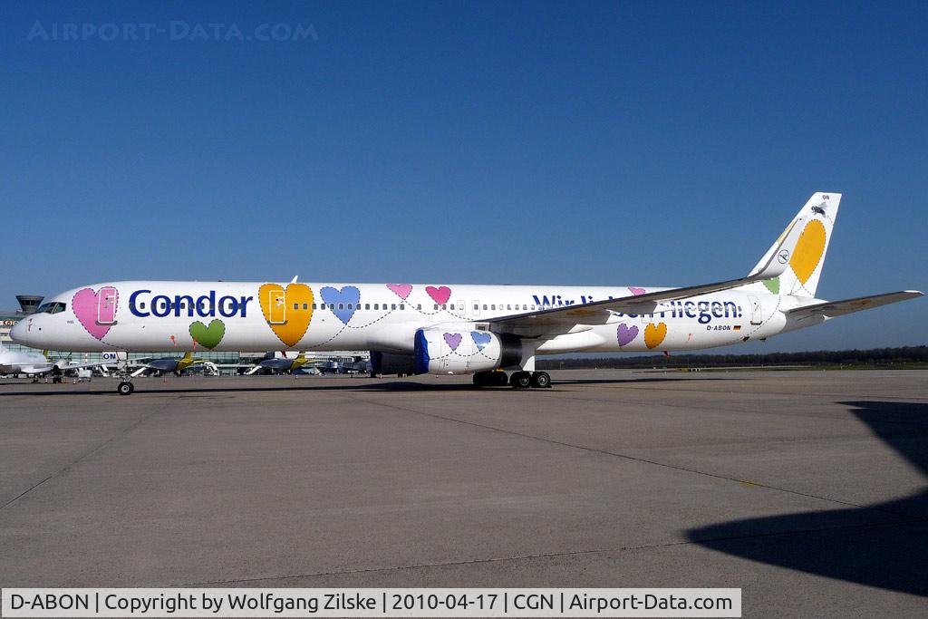 D-ABON, 2000 Boeing 757-330 C/N 29023, visitor