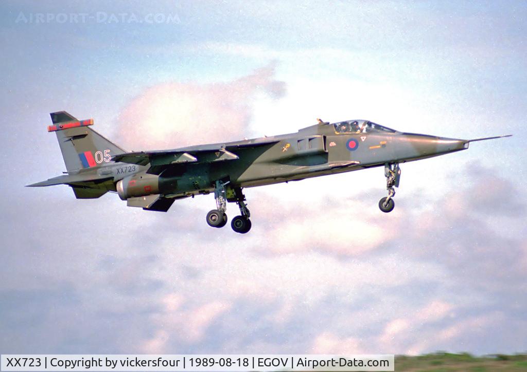 XX723, 1974 Sepecat Jaguar GR.1 C/N S.20, Royal Air Force. Operated by 226 OCU, coded '05'.