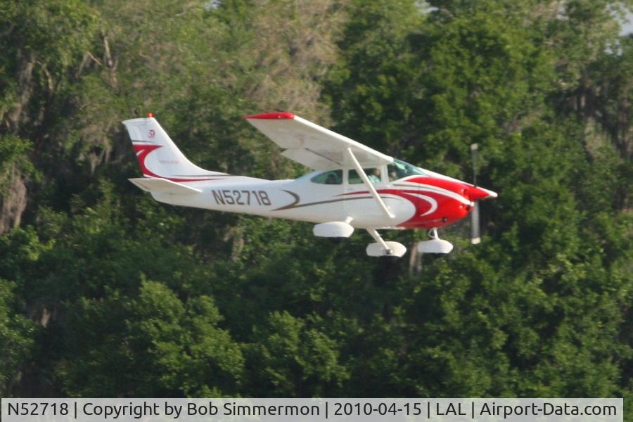N52718, 1974 Cessna 182P Skylane C/N 18262795, Arriving at Lakeland, FL during Sun N Fun 2010.