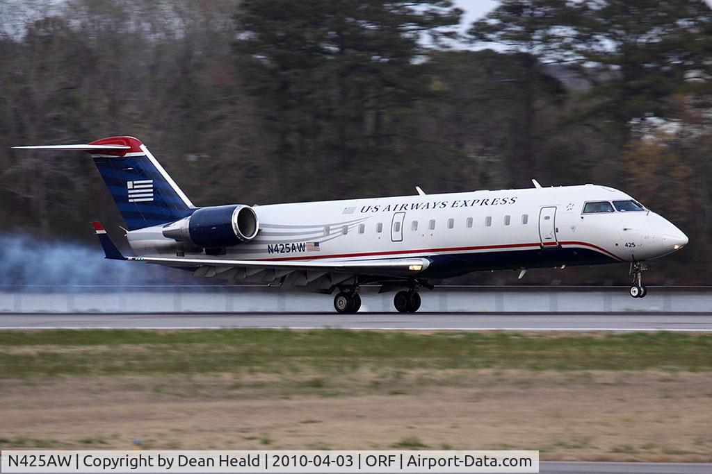 N425AW, 2002 Bombardier CRJ-200LR (CL-600-2B19) C/N 7663, US Airways Express (Air Wisconsin) N425AW (FLT AWI3786) arriving to RWY 23 from Charlotte/Douglas Int'l (KCLT).