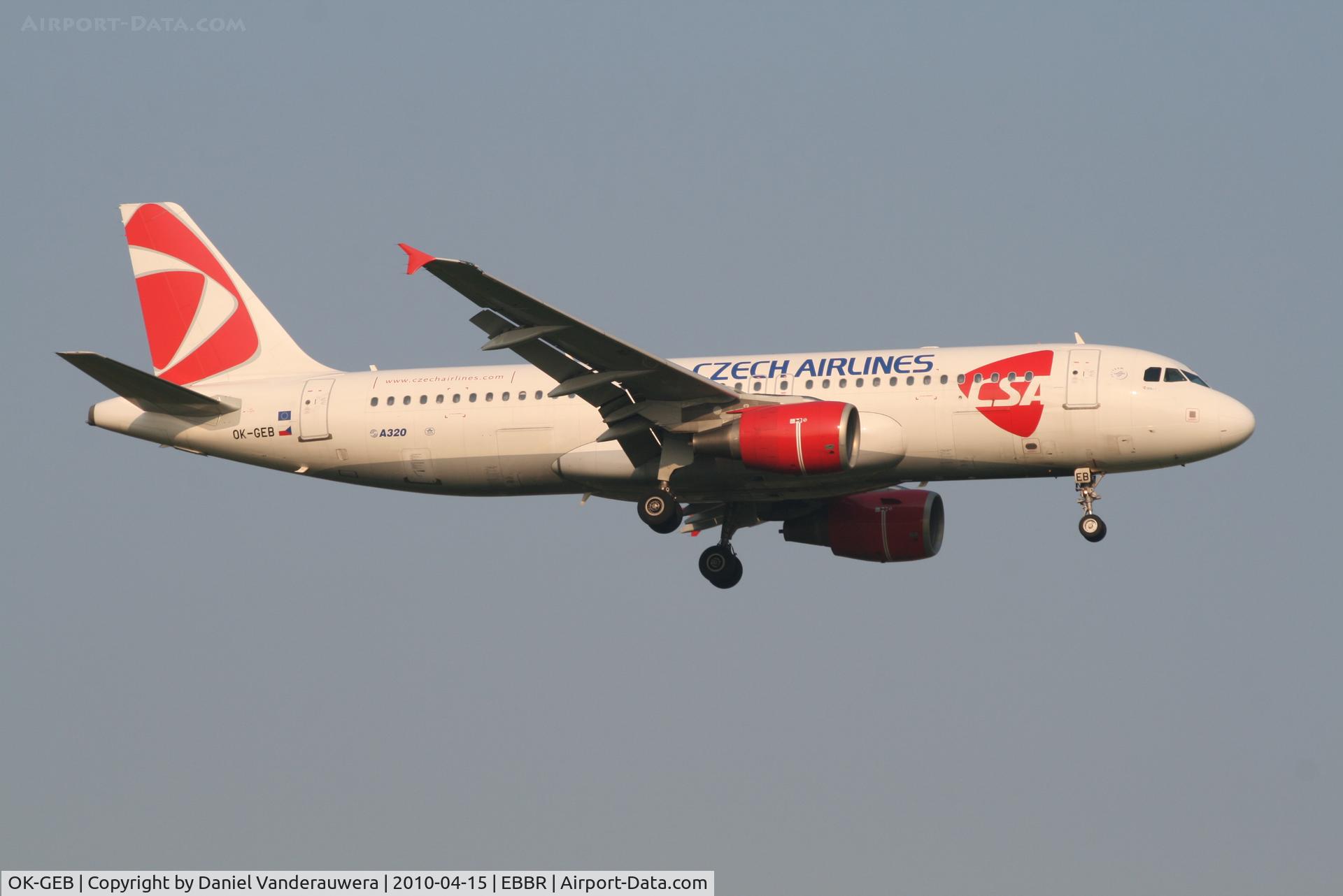 OK-GEB, 2001 Airbus A320-214 C/N 1450, Arrival of flight OK630 to RWY 02