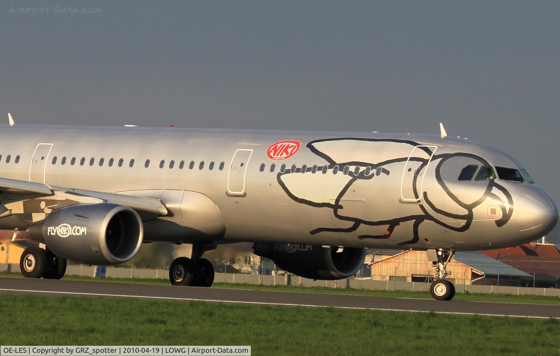 OE-LES, 2008 Airbus A321-211 C/N 3504, Niki A321