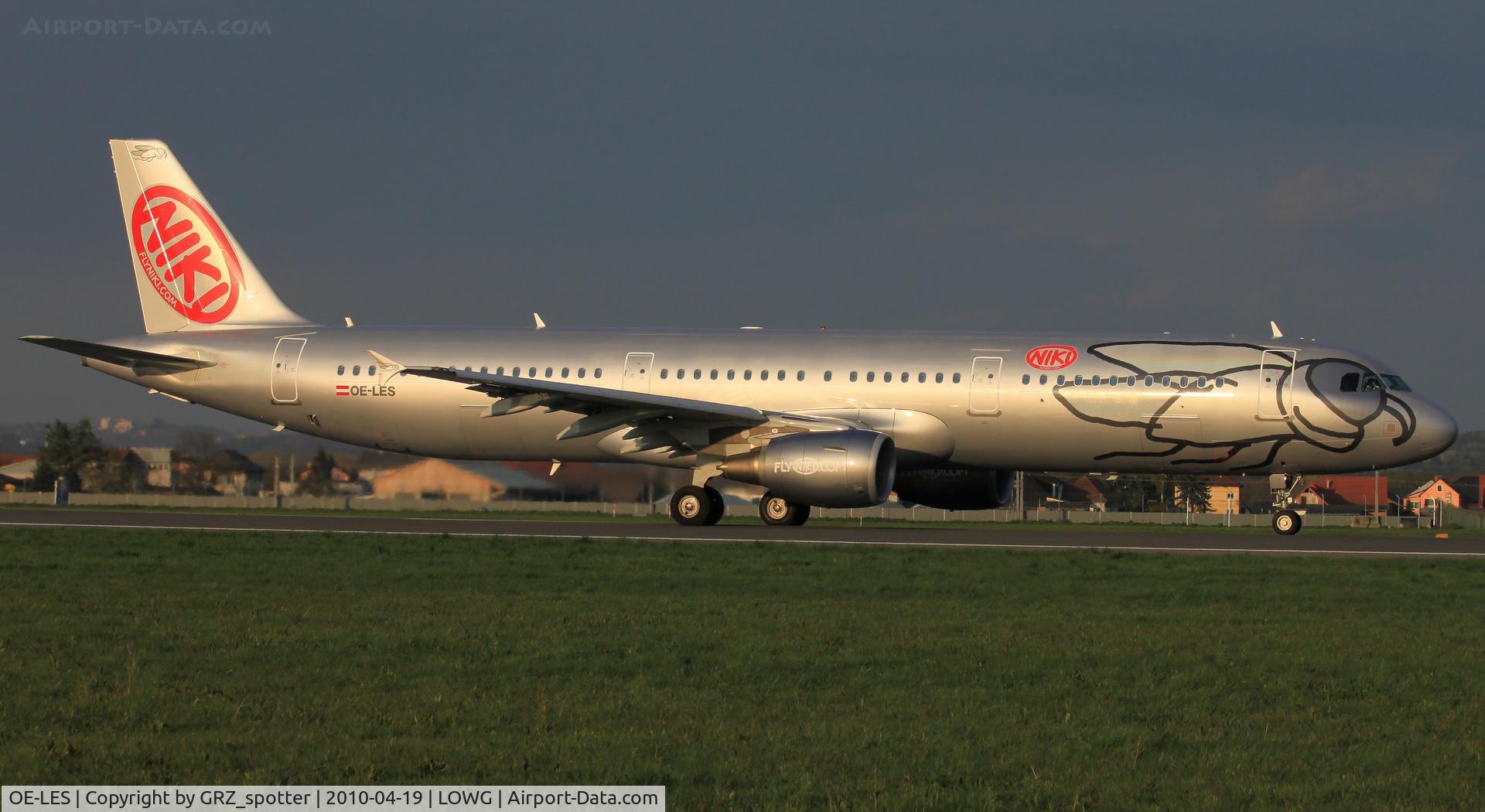 OE-LES, 2008 Airbus A321-211 C/N 3504, Niki A321