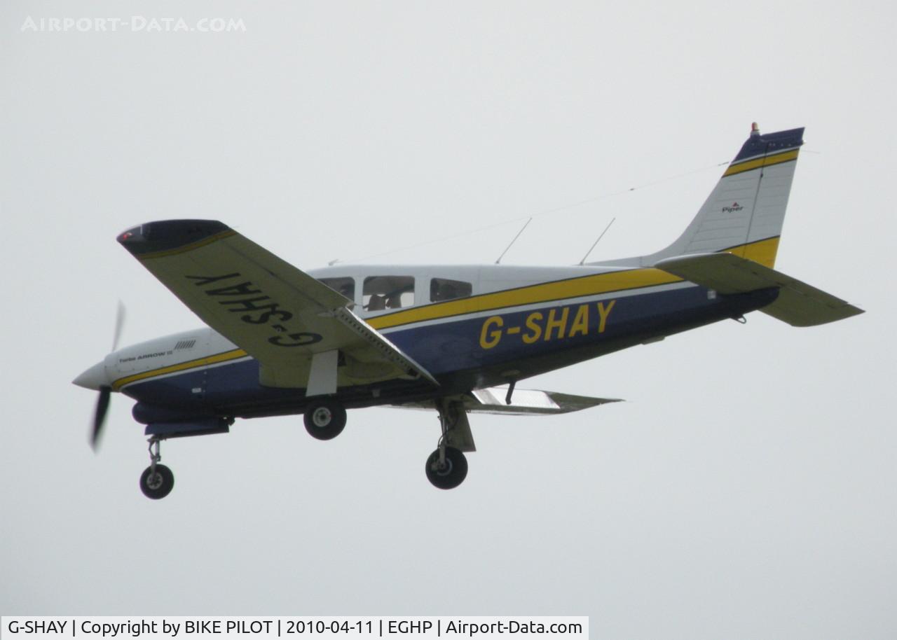 G-SHAY, 1977 Piper PA-28R-201T Cherokee Arrow III C/N 28R-7703365, FINALS RWY 03. JODEL FLY-IN 2010-04-11