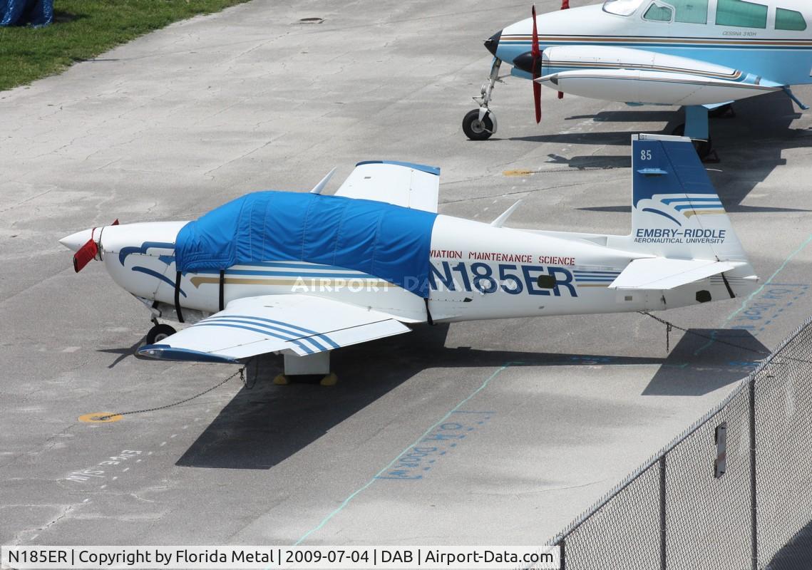 N185ER, 1990 Mooney M20J 201 C/N 24-1687-14, Embry Riddle M20J