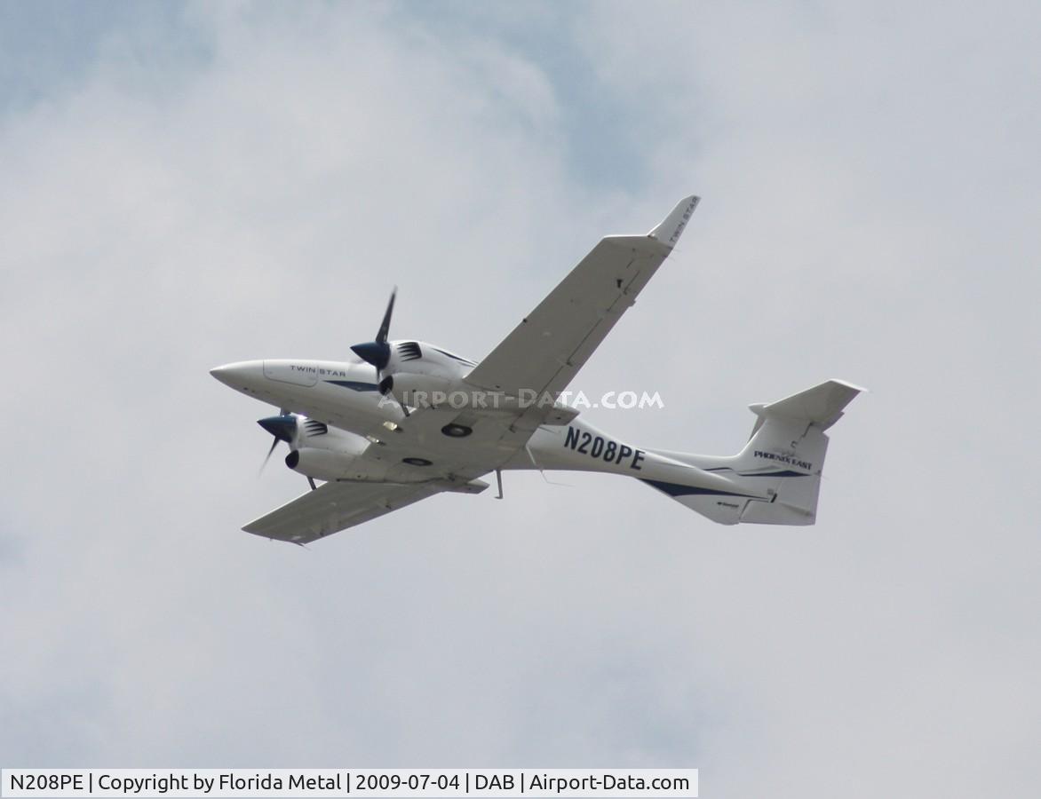 N208PE, 2008 Diamond DA-42 Twin Star C/N 42.321, Phoenix East DA42