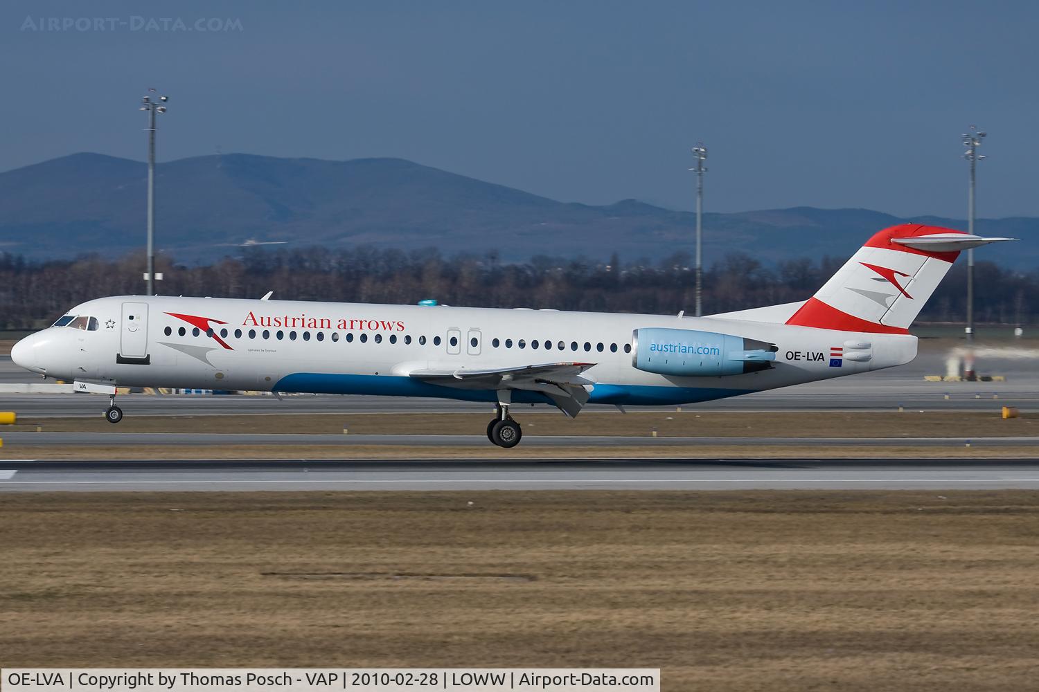 OE-LVA, 1994 Fokker 100 (F-28-0100) C/N 11490, Austrian Arrows