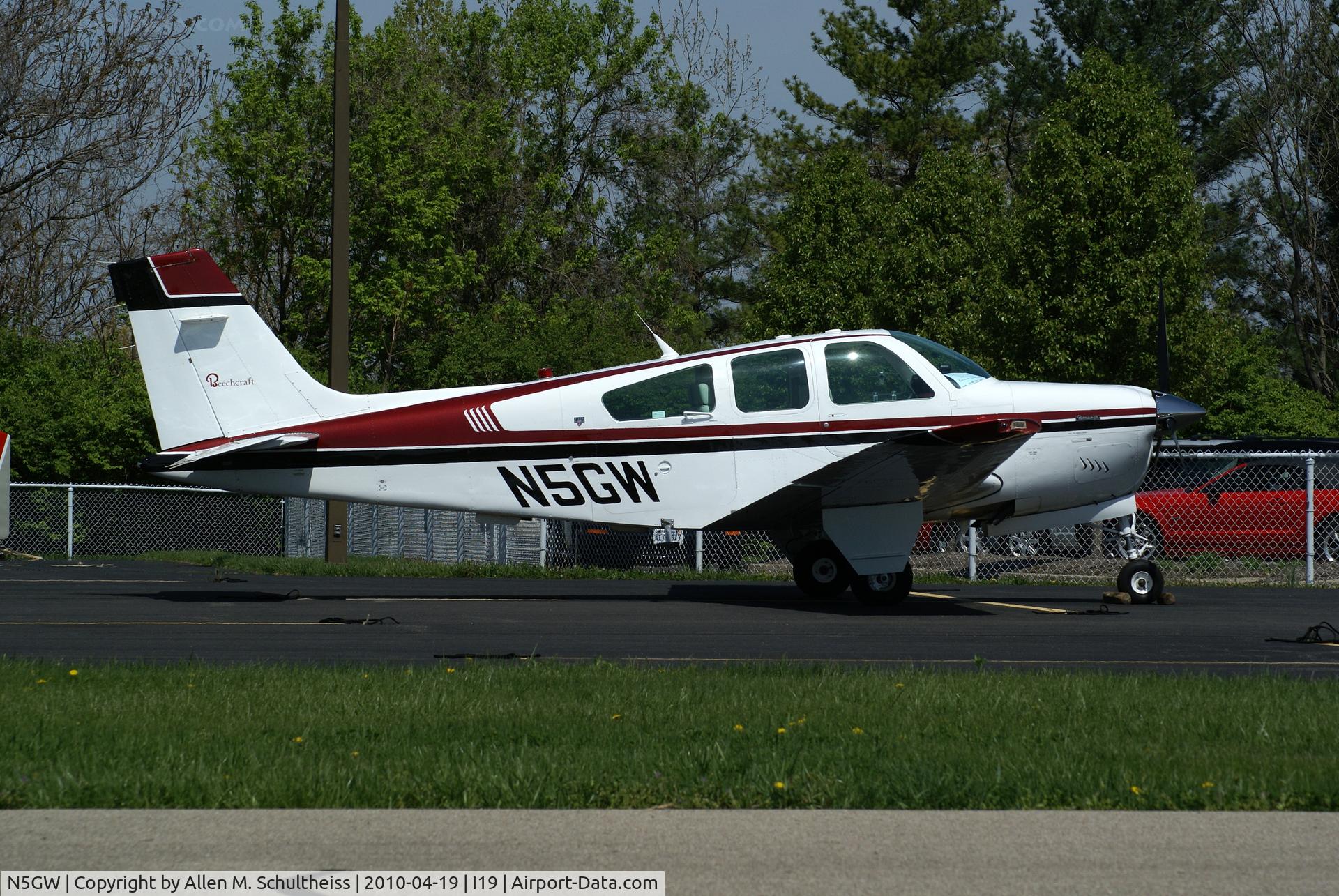 N5GW, 1987 Beech F33A Bonanza C/N CE-1197, 1987 Beech F33A
