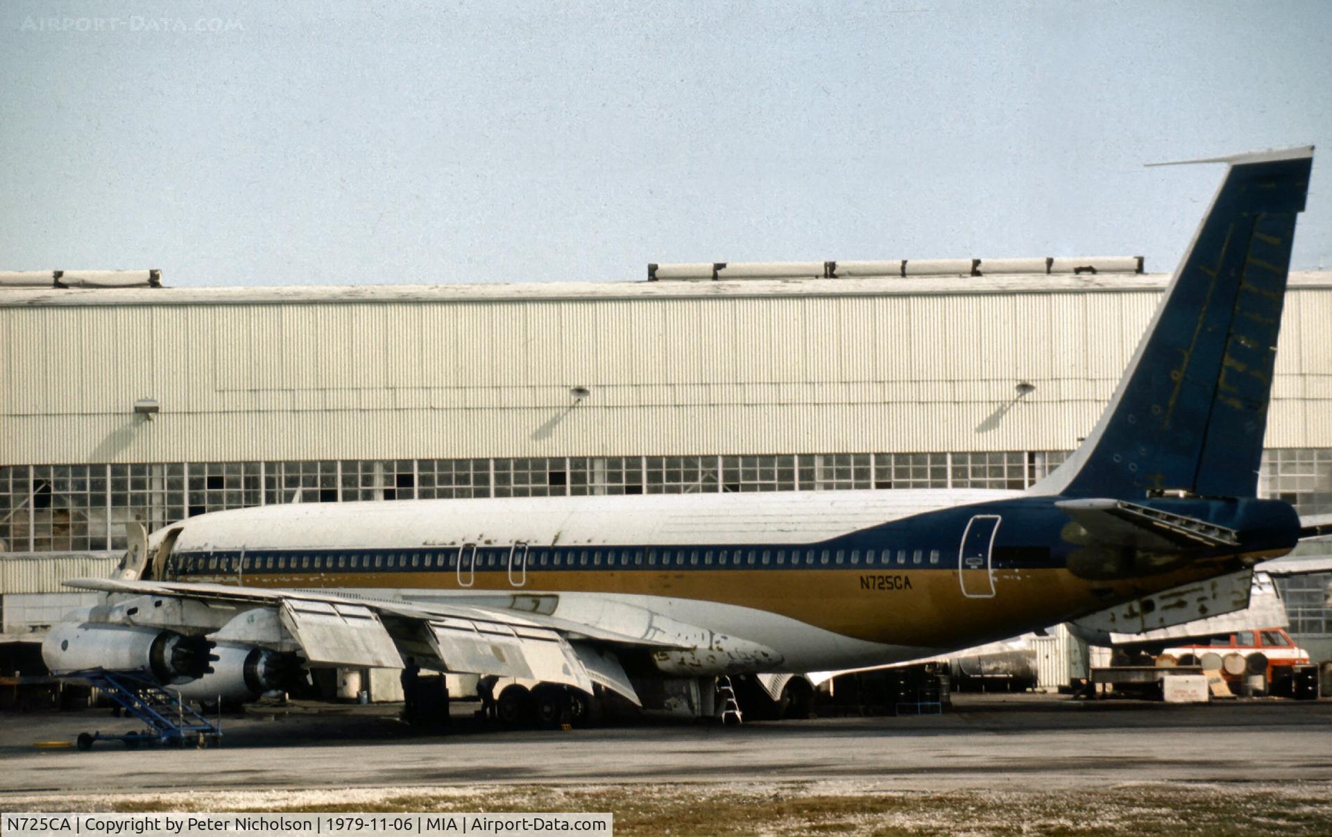 N725CA, 1959 Boeing 707-321 C/N 17603, Boeing 707-321 at Miami in November 1979 and later scrapped there in January 1984.