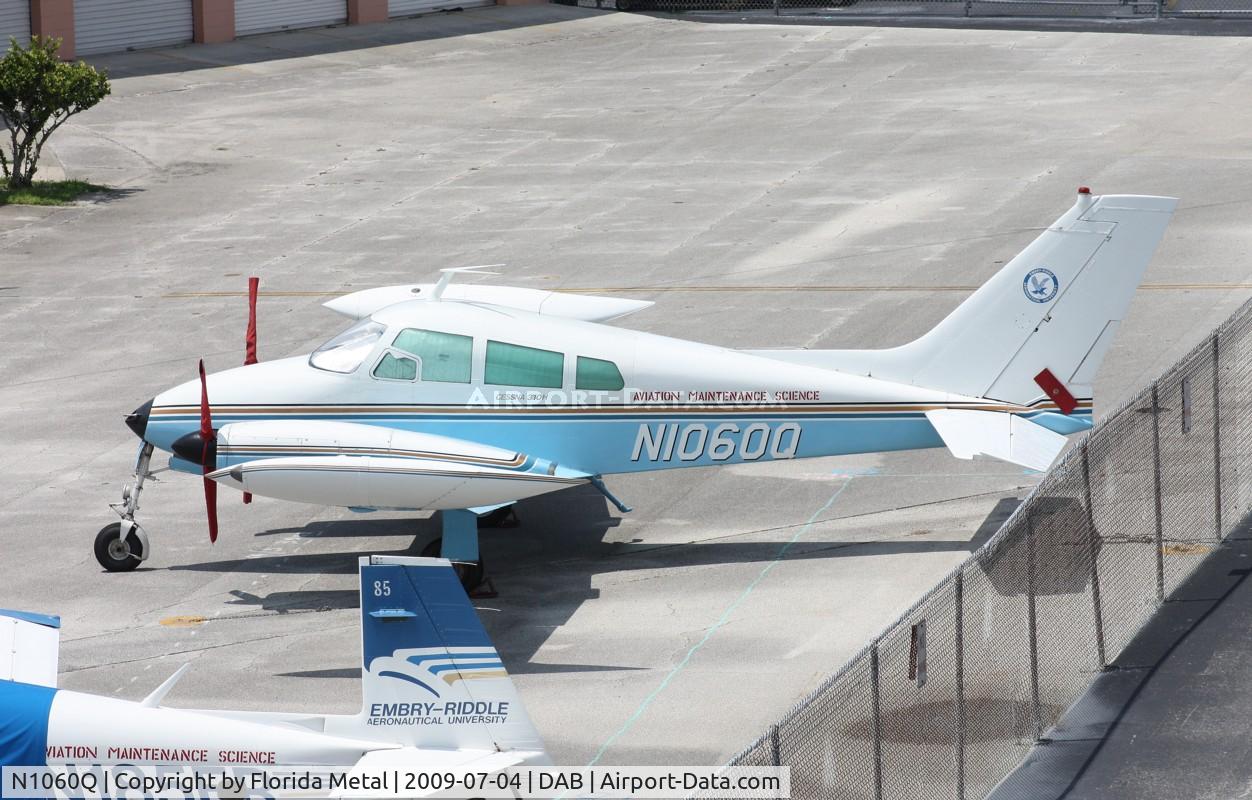 N1060Q, 1963 Cessna 310H C/N 310H0060, ERAU C310