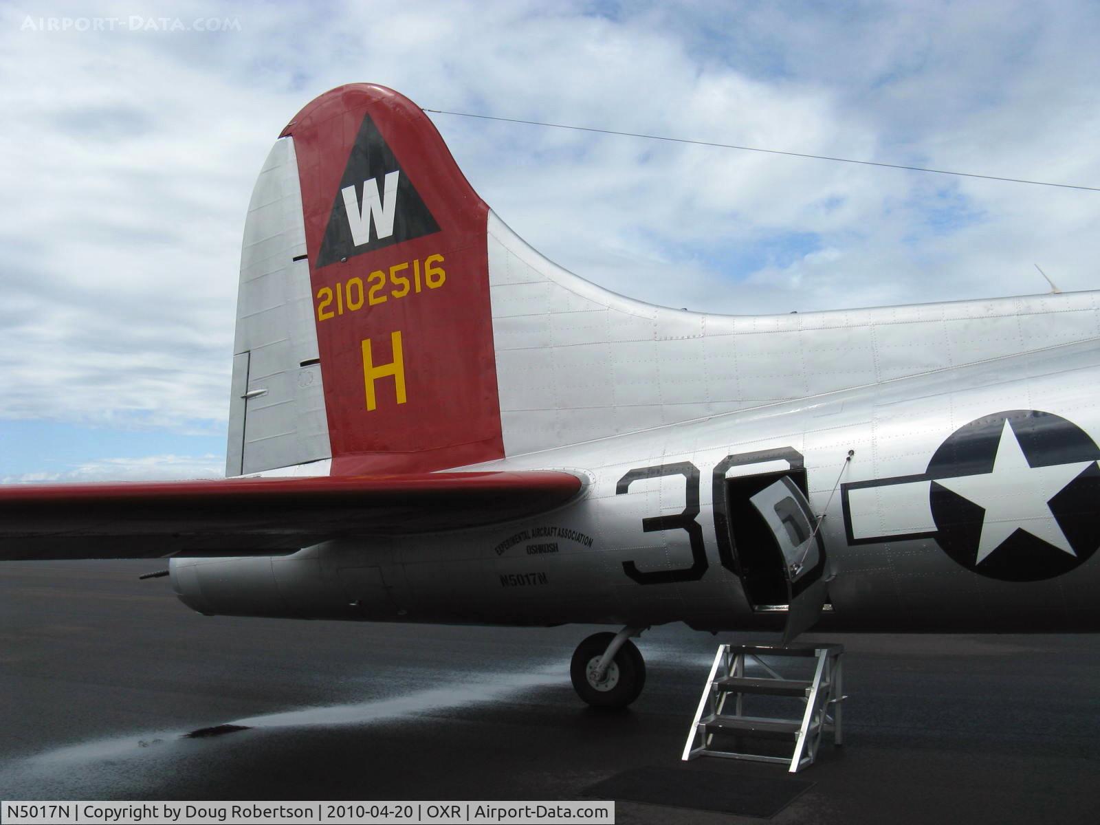 N5017N, 1944 Lockheed/Vega (Boeing) B-17G-105-VE Flying Fortress C/N 8649, 1944 Boeing B-17G Flying Fortress 'Aluminum Overcast', tail with large rudder