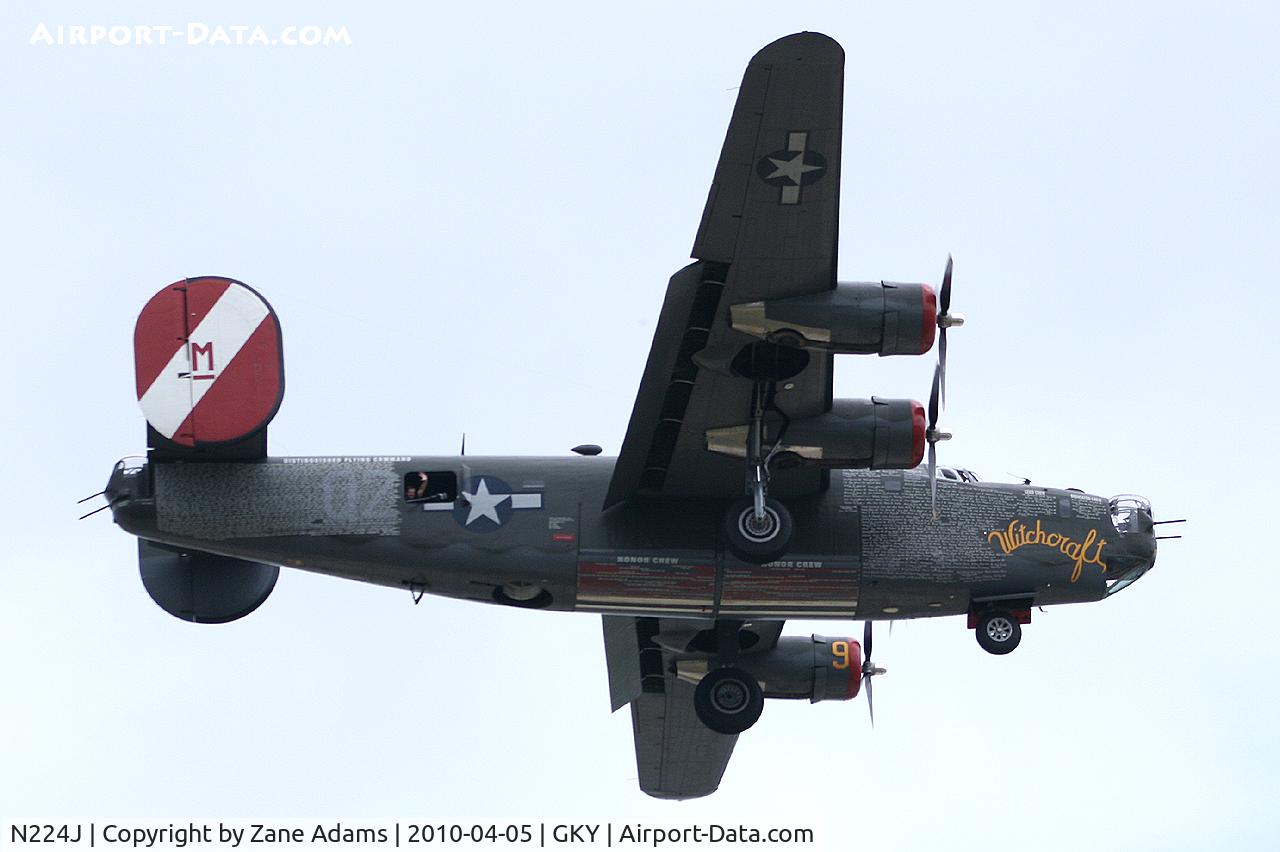 N224J, 1944 Consolidated B-24J-85-CF Liberator C/N 1347 (44-44052), Collings Foundation B-24J landing at Arlington Municipal