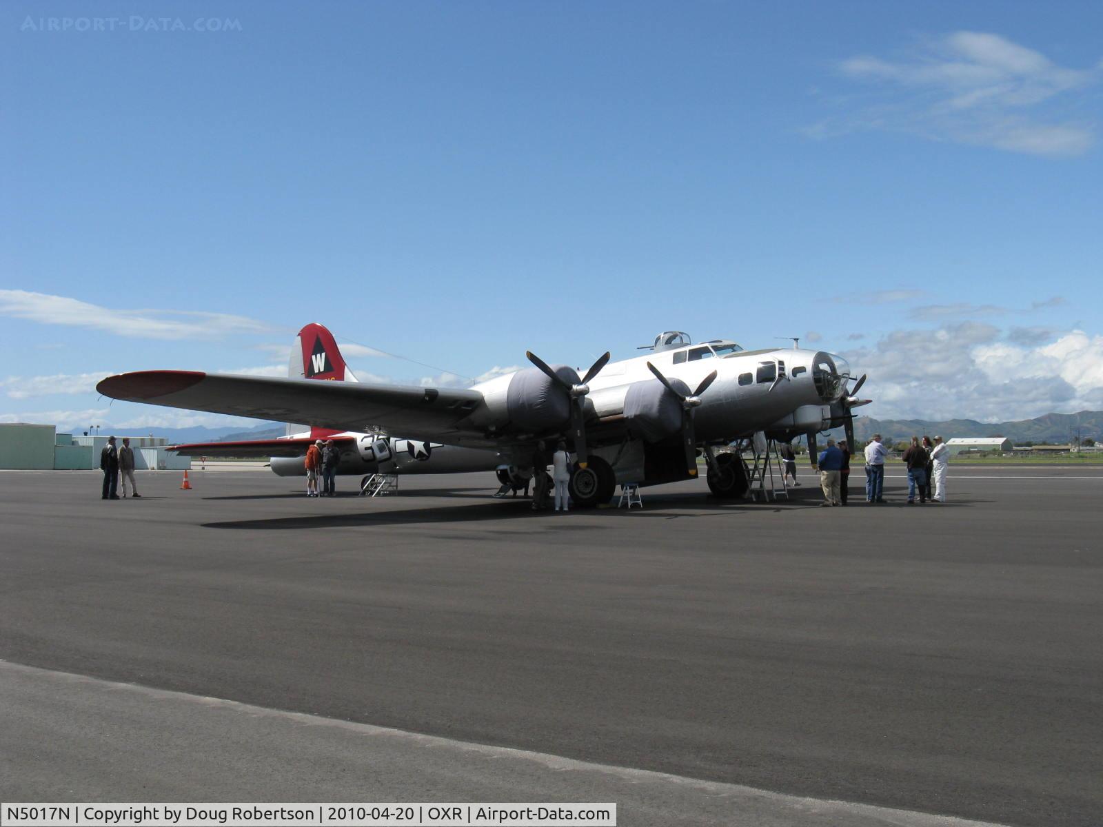 N5017N, 1944 Lockheed/Vega (Boeing) B-17G-105-VE Flying Fortress C/N 8649, 1944 Boeing B-17G Flying Fortress 'Aluminum Overcast', four Wright Cyclone R-1830-97 1,200 Hp each radial engines, three-blade feathering props