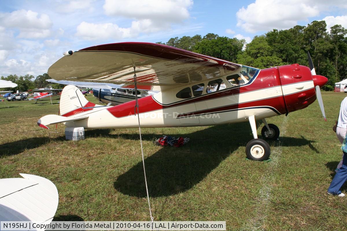 N195HJ, 1952 Cessna 195B Businessliner C/N 7880, Cessna 195B