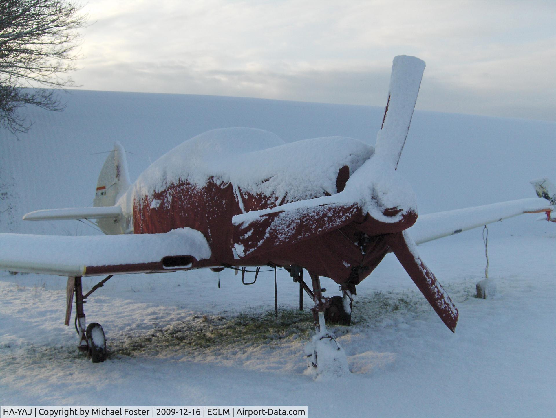 HA-YAJ, 1993 Yakovlev Yak-18T C/N 12055, In the snow at White Waltham Jan 2010