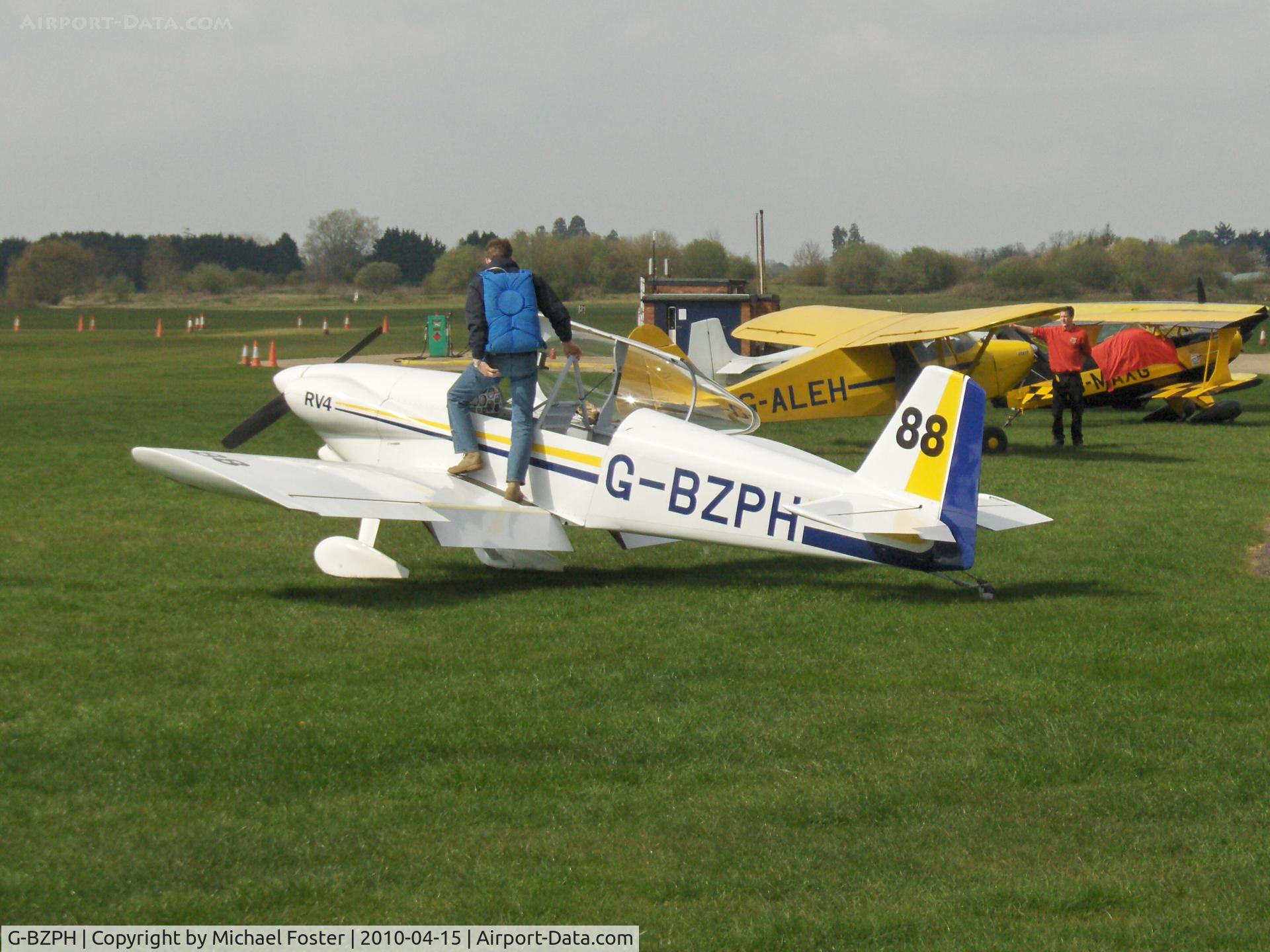 G-BZPH, 2000 Vans RV-4 C/N PFA 181-12867, At White Waltham