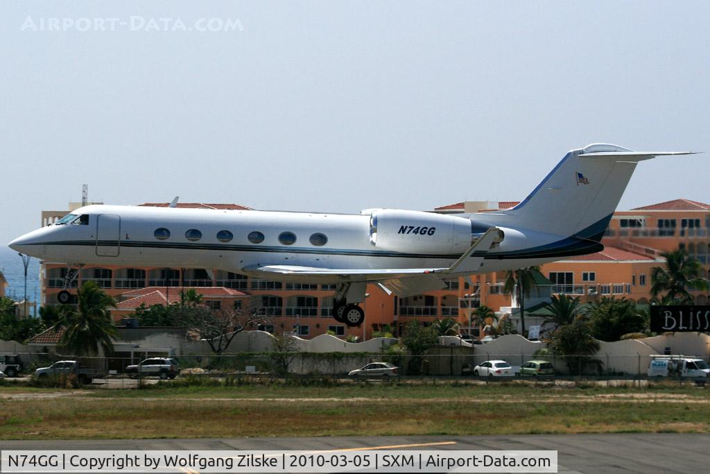 N74GG, 1998 Gulfstream Aerospace G-IV C/N 1331, visitor