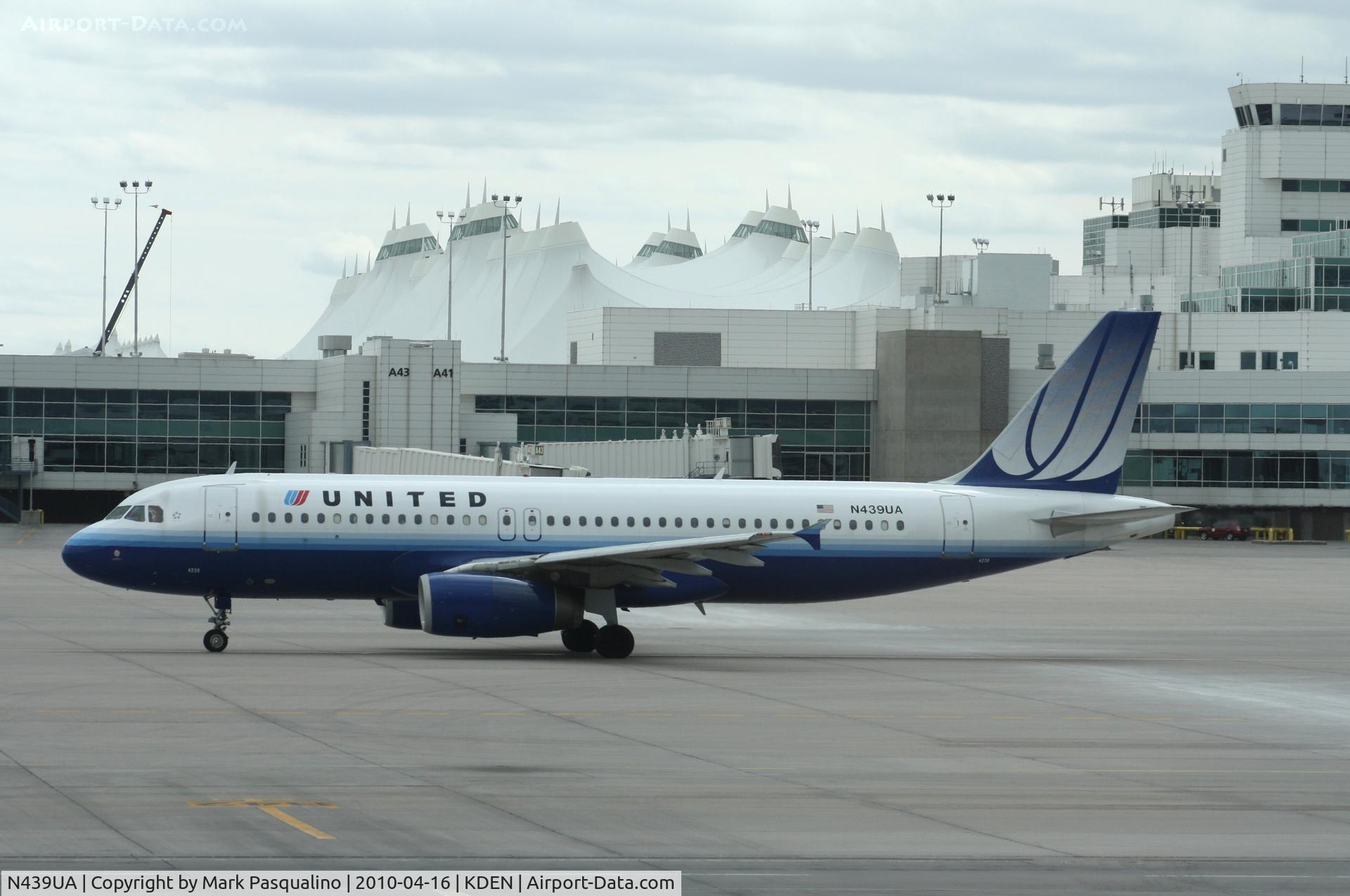 N439UA, 1997 Airbus A320-232 C/N 683, Airbus A320