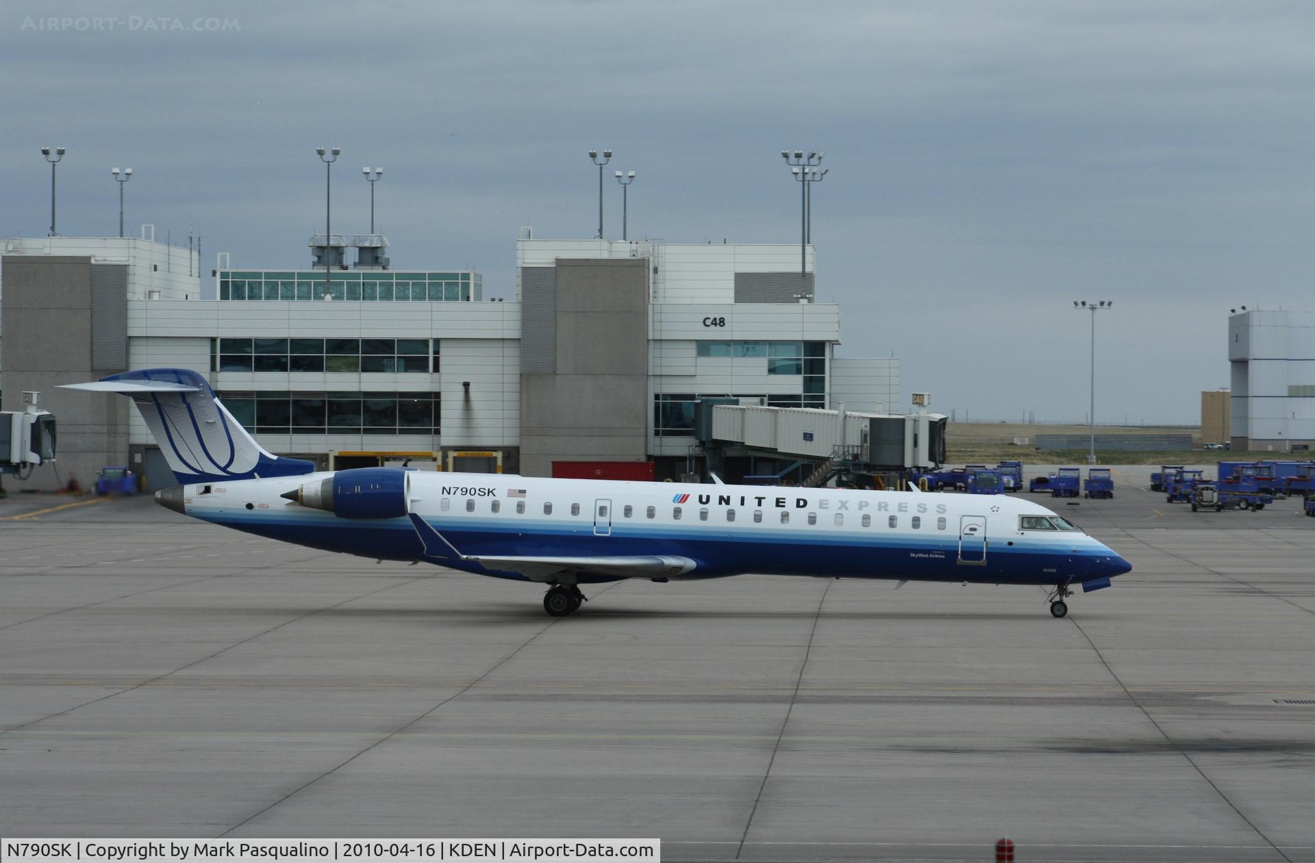 N790SK, 2009 Canadair CL-600-2C10 Regional Jet CRJ-700 C/N 10292, CL-600-2C10