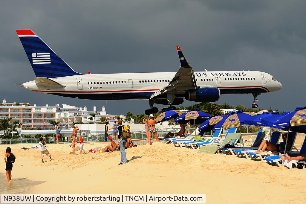 N938UW, 1994 Boeing 757-2B7 C/N 27246, B757-200
