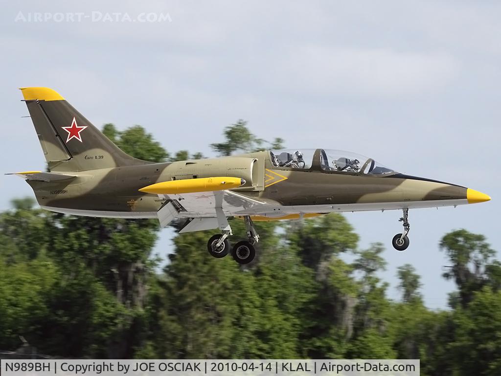 N989BH, 1989 Aero L-39C Albatros C/N 934872, Landing at Lakeland