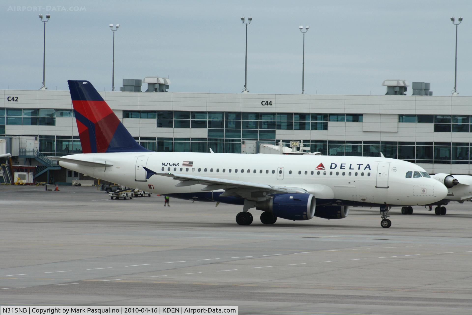 N315NB, 2000 Airbus A319-114 C/N 1230, Airbus A319