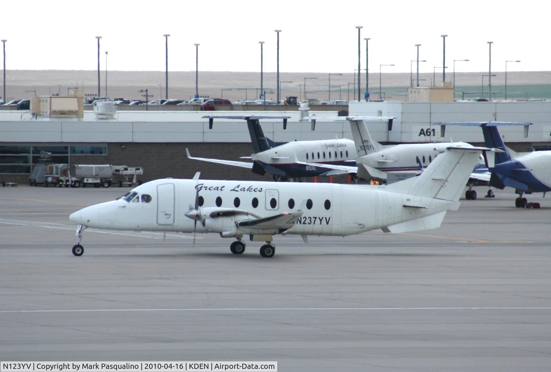 N123YV, 1994 Beech 1900D C/N UE-123, Beech 1900D