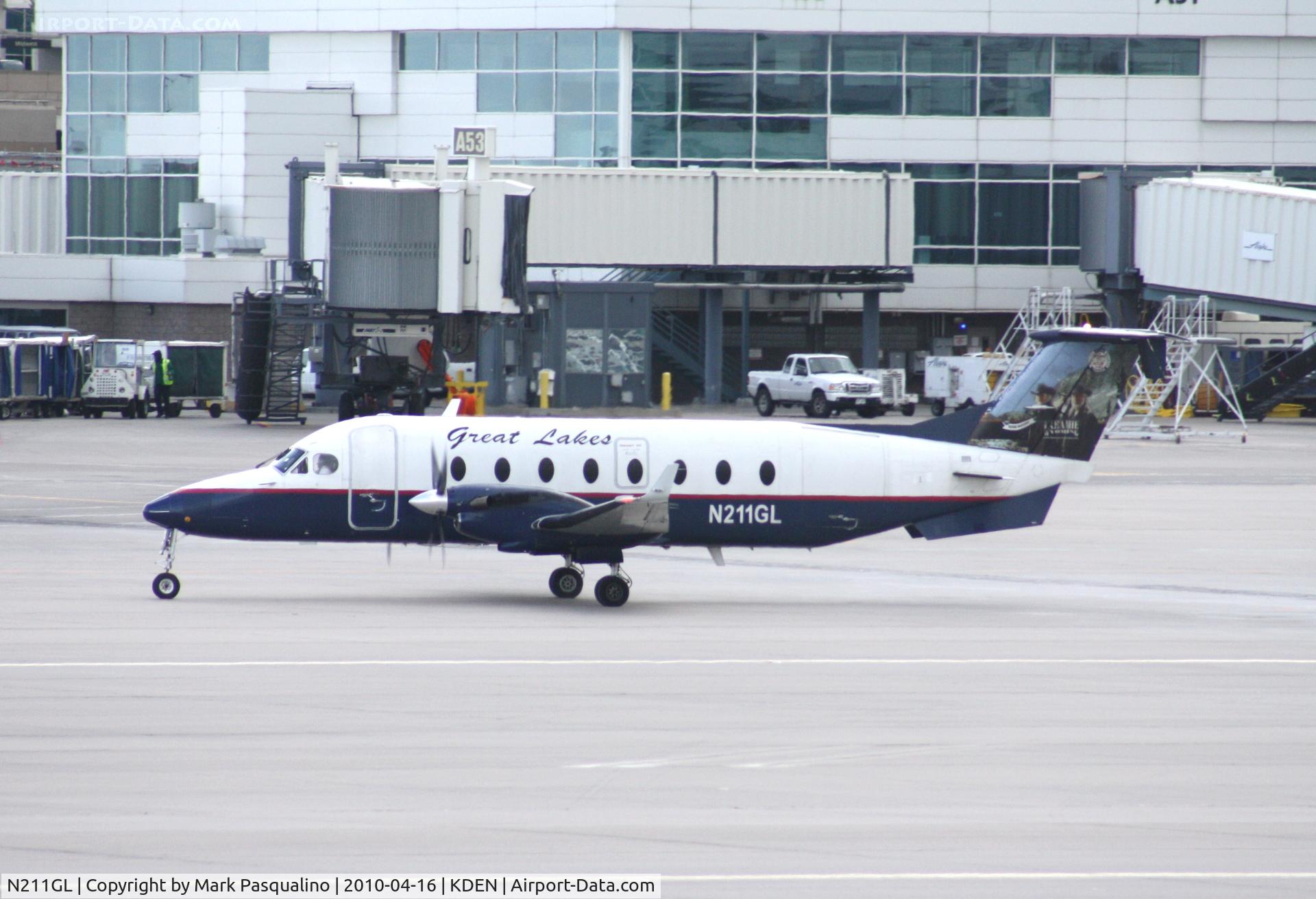 N211GL, 1996 Beech 1900D C/N UE-211, Beech 1900D