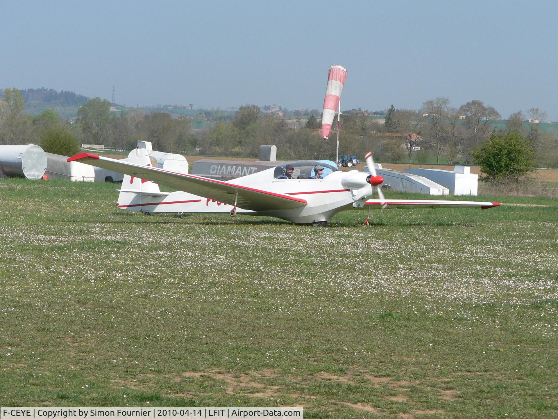 F-CEYE, Scheibe SF-28A Tandem Falke C/N 5785, Preparing for take off rwy 30 at Bourg-St-Bernard