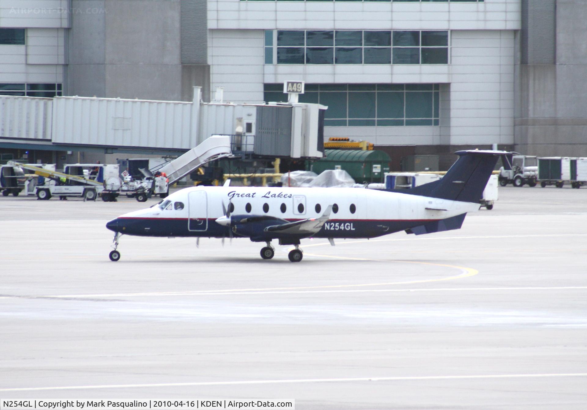 N254GL, 1996 Raytheon Aircraft Company 1900D C/N UE-254, Beech 1900D