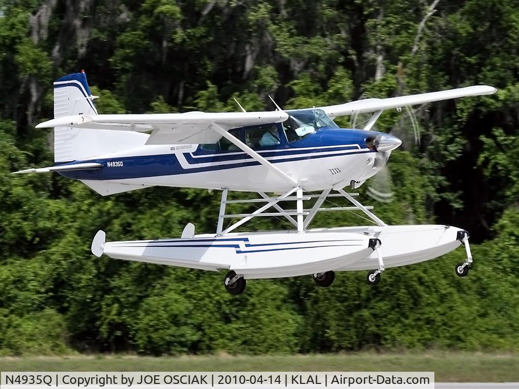 N4935Q, 1978 Cessna A185F Skywagon 185 C/N 18503578, arriving in Lakeland