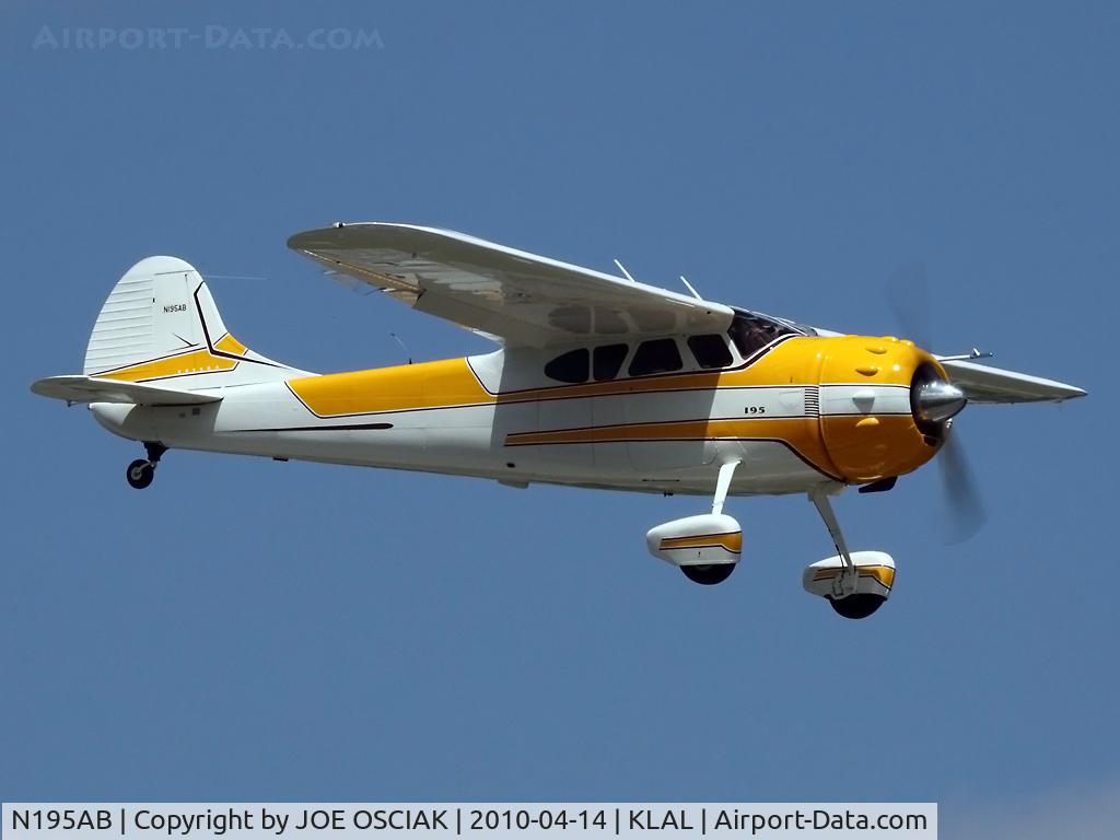 N195AB, 1952 Cessna 190 C/N 7794, Arriving at KLAL