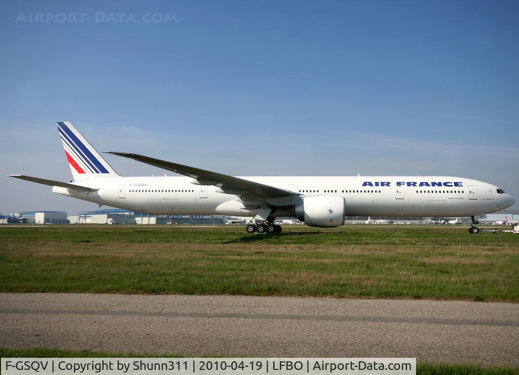 F-GSQV, 2007 Boeing 777-328/ER C/N 32854, Moving to Saurous area...