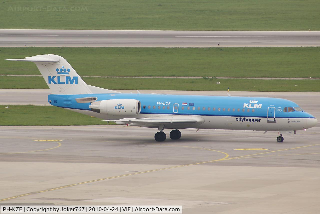 PH-KZE, 1996 Fokker 70 (F-28-0070) C/N 11576, KLM cityhopper Fokker F-70