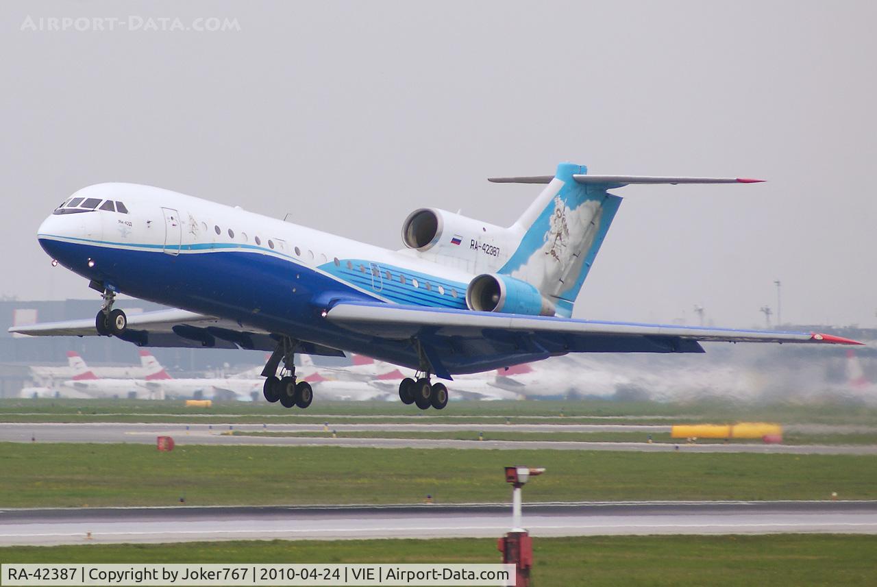 RA-42387, Yakovlev Yak-42D C/N 4520424016436, Yak Air Service Yakovlev Yak-42D