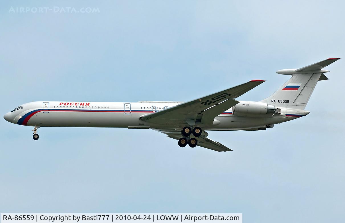 RA-86559, 1992 Ilyushin Il-62M C/N 2153258, Ilyushin Il-62M at vienna