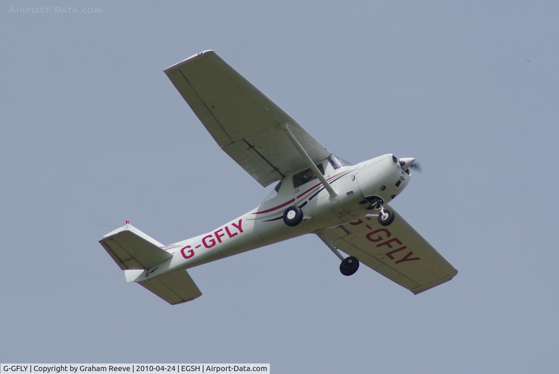G-GFLY, 1972 Reims F150L C/N 0822, Taking off from Norwich.