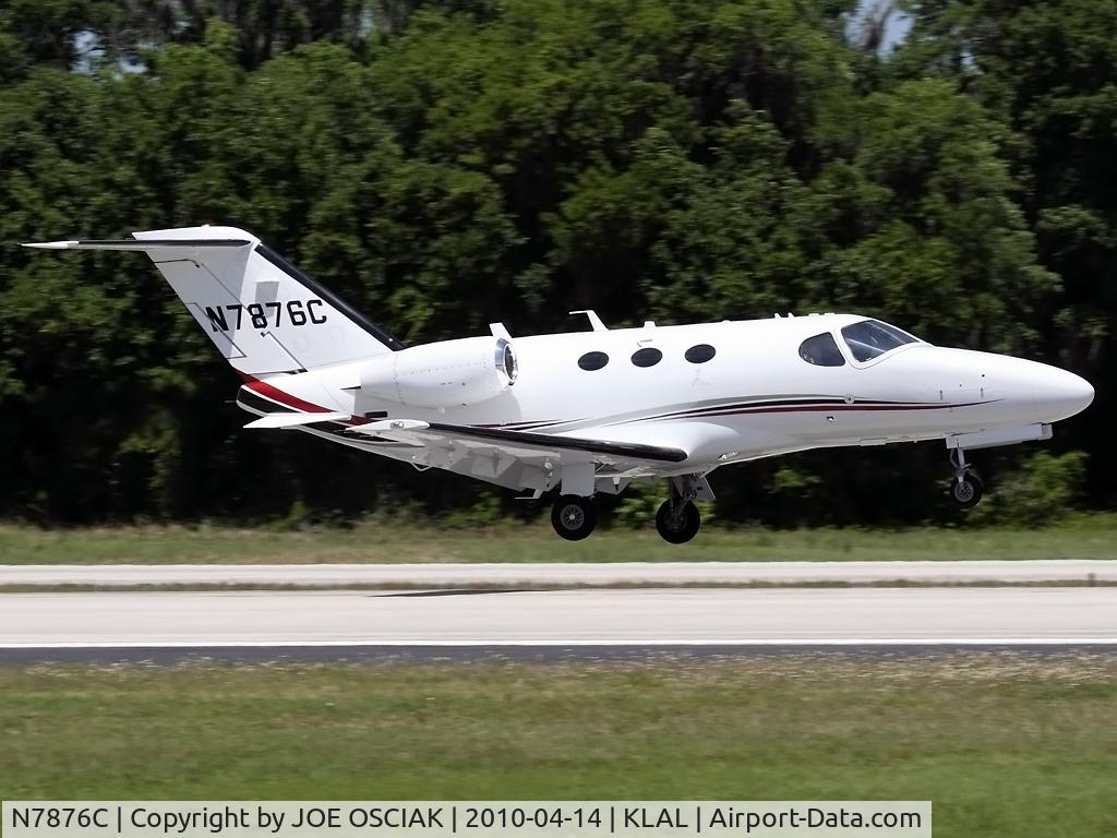N7876C, Cessna 510 Citation Mustang C/N 510-0229, Arriving at KLAL
