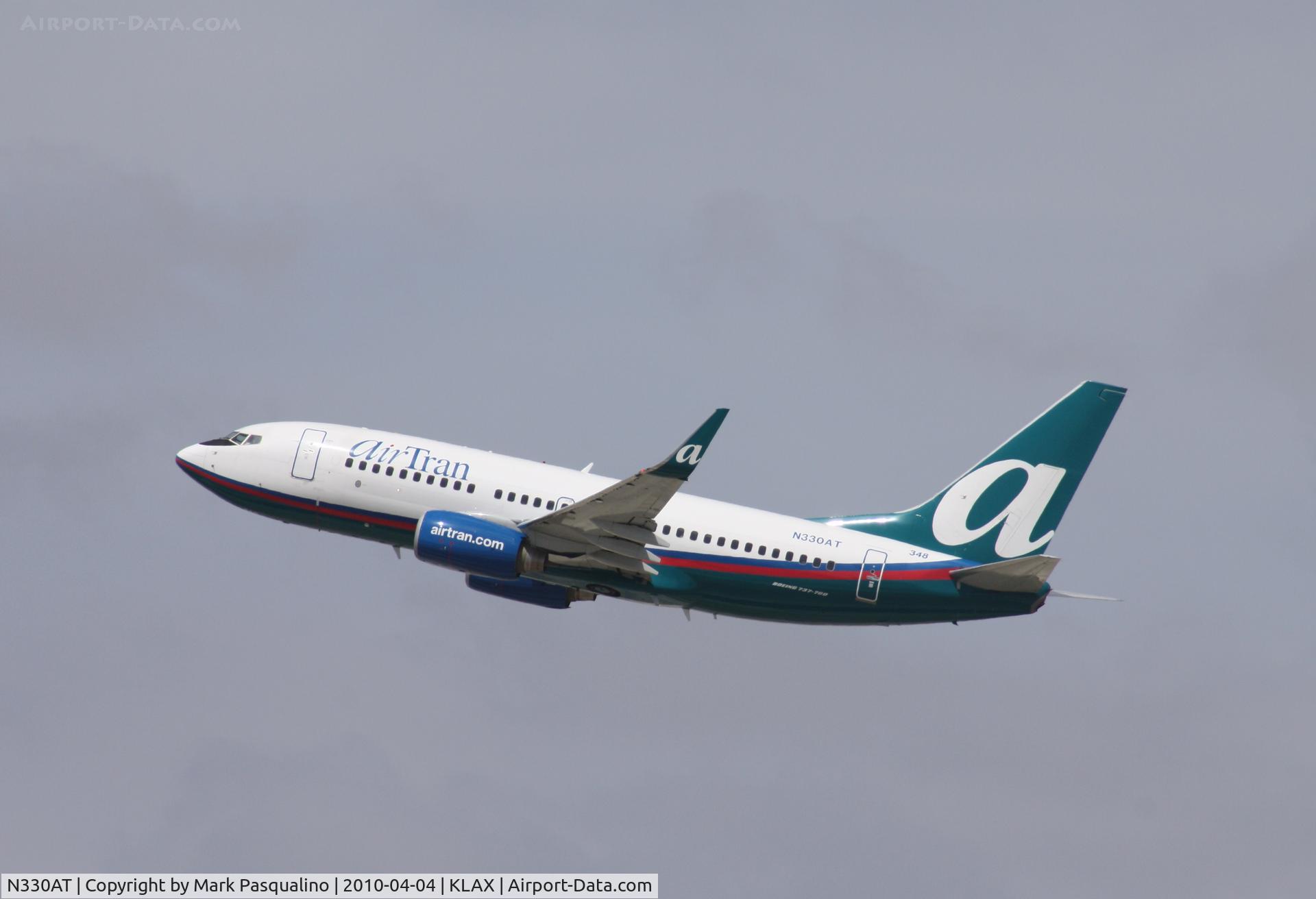 N330AT, 2007 Boeing 737-7BD C/N 36399, Boeing 737-700