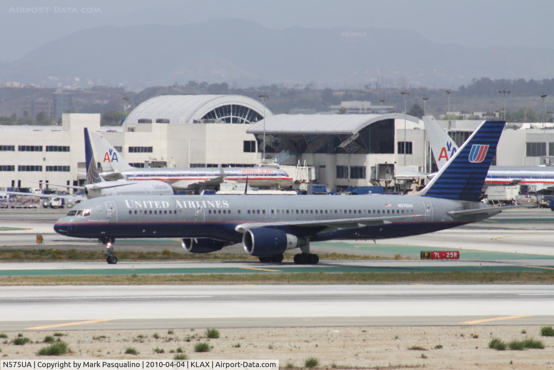 N575UA, 1993 Boeing 757-222 C/N 26689, Boeing 757-200