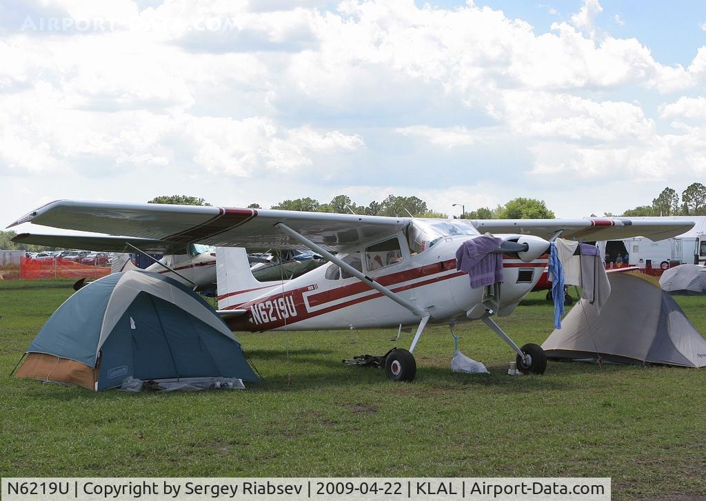 N6219U, Cessna 180H Skywagon C/N 18052019, Sun-n-Fun 2009