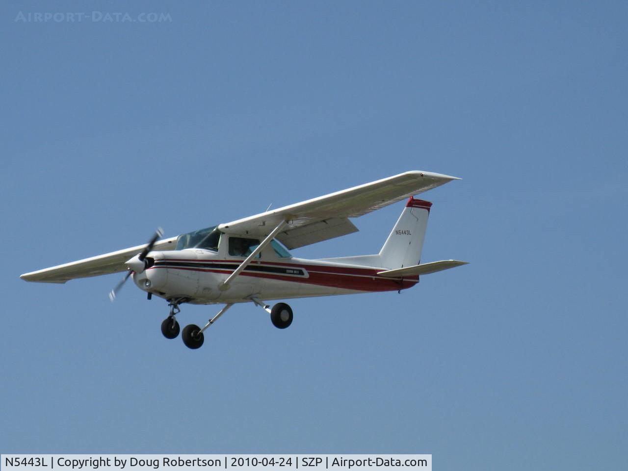 N5443L, 1980 Cessna 152 C/N 15284315, 1980 Cessna 152 II, Lycoming O-235 110 Hp, on final Rwy 22