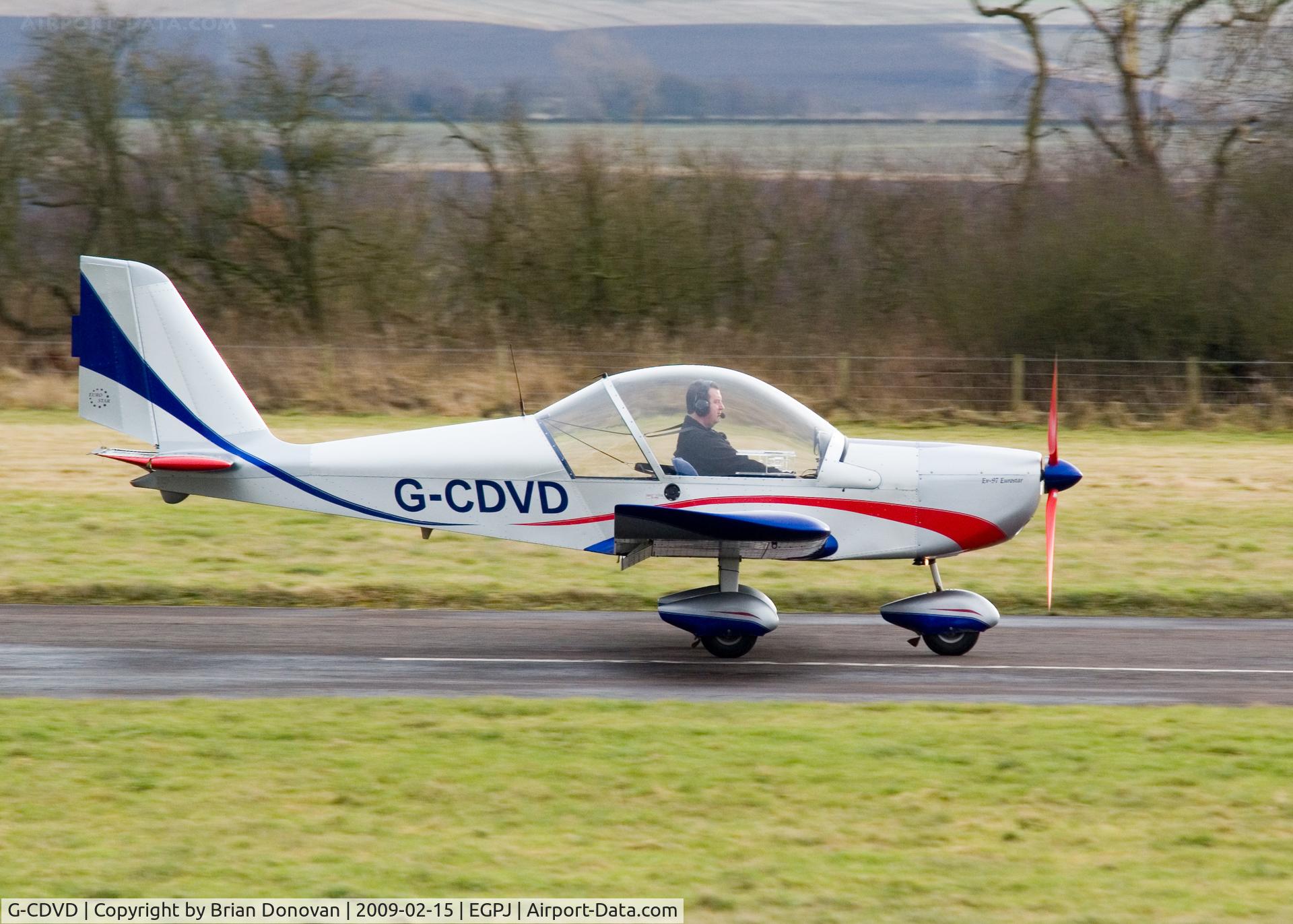 G-CDVD, 2006 Aerotechnik EV-97 Eurostar C/N PFA 315-14485, Privately owned EV-97 Eurostar arriving at Glenrothes Airport, Fife, Scotland